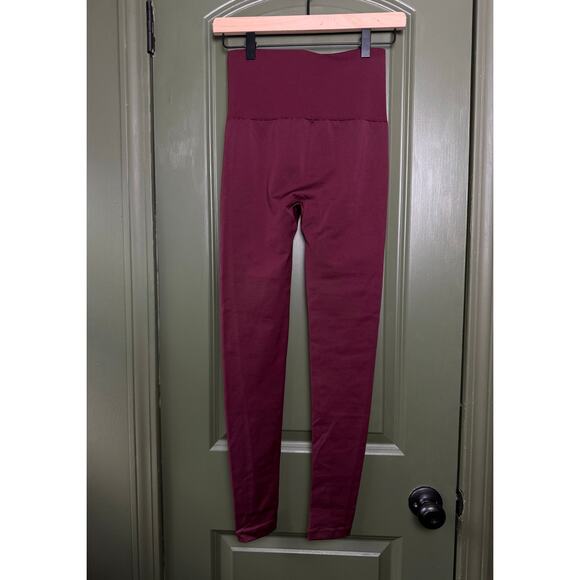 NWT Wolford Wonder Leggings & Workout Top Sleeveless Set Port Royale Burgundy XS - Picture 3 of 10